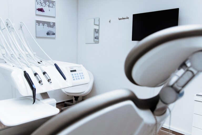 Carboxymethyl Chitosan in Dentin Hypersensitivity Relief